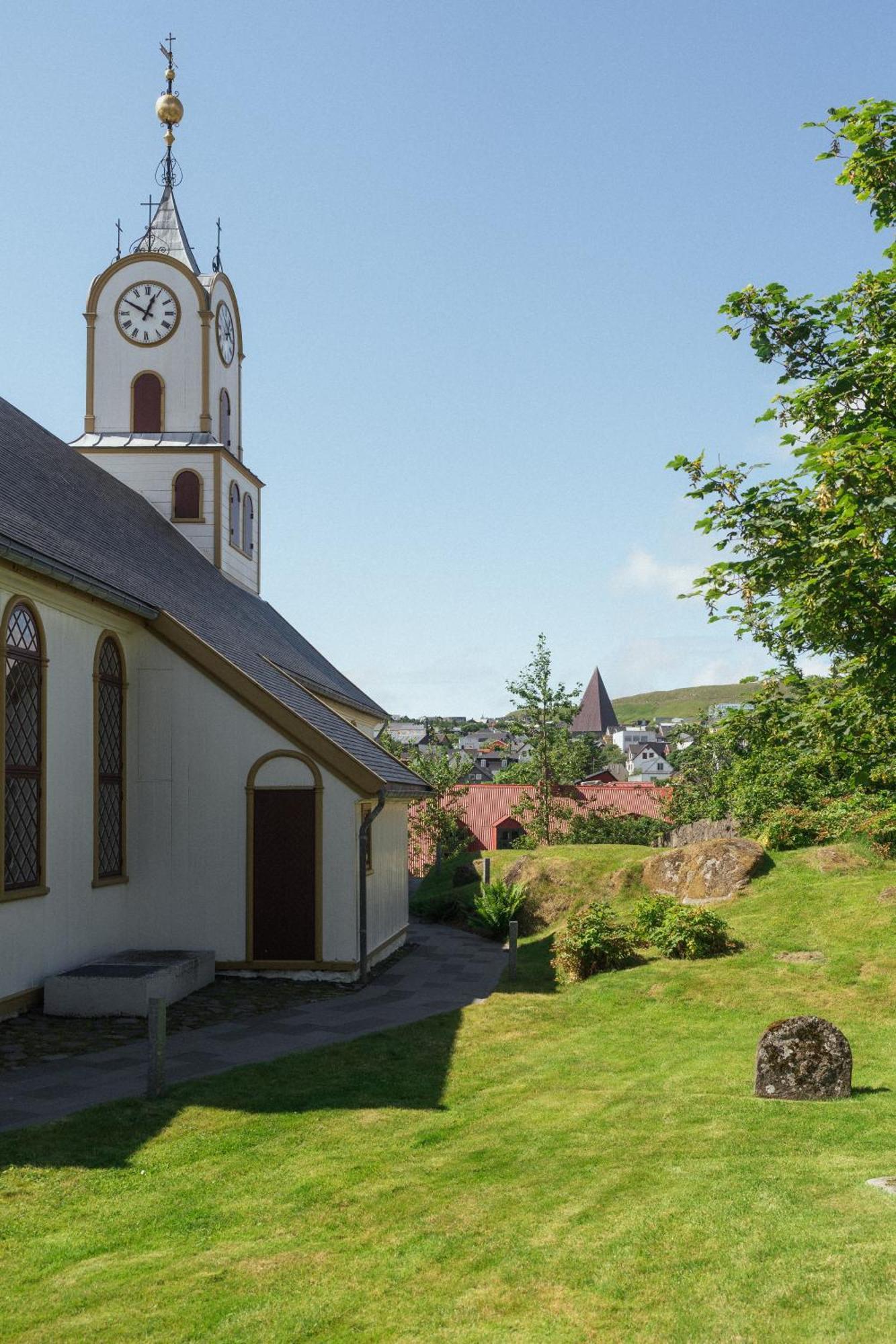 Torsgota Guesthouse - In The Heart Of Tórshavn Екстериор снимка