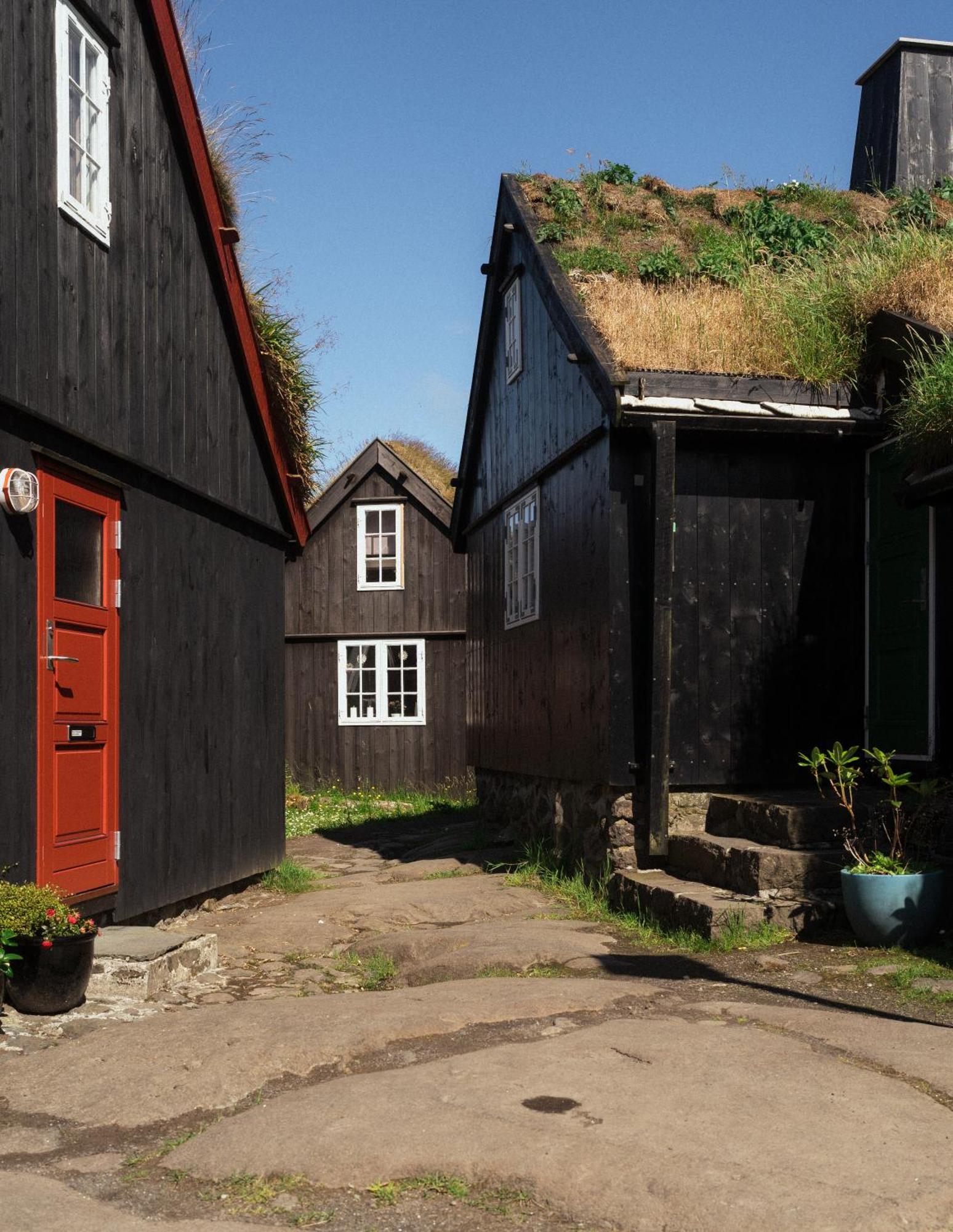 Torsgota Guesthouse - In The Heart Of Tórshavn Екстериор снимка